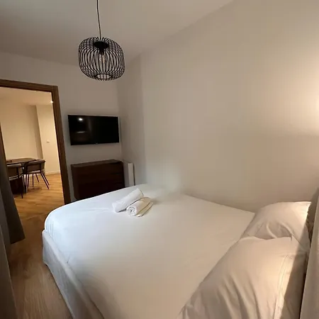 Cocoon Moderne 6 Personnes Au Coeur De * Charleville-Mézières