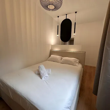 Cocoon Moderne 6 Personnes Au Coeur De Charleville-Mézières